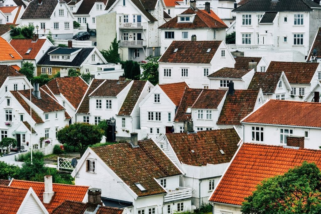 Cr&eacute;dit immobilier, terrain, mat&eacute;riaux : le co&ucirc;t de construction des maisons explose !