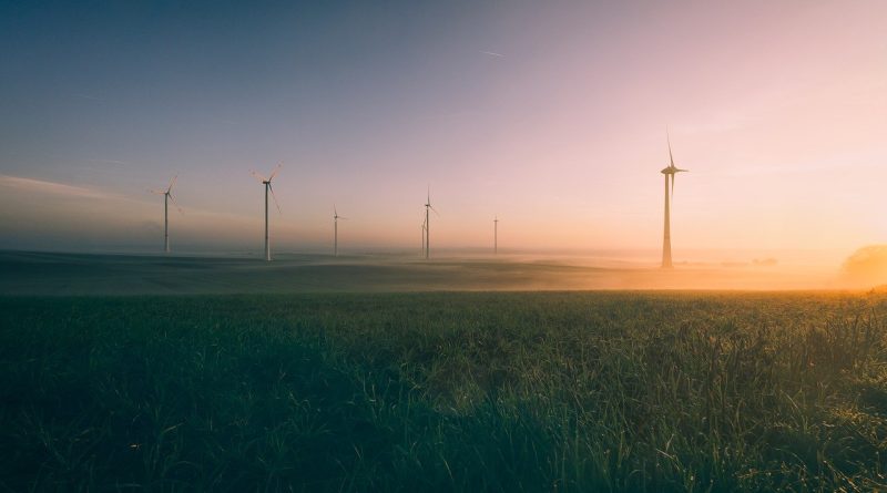 Comprendre la transition &eacute;nerg&eacute;tique et les &eacute;nergies renouvelables : guide essentiel