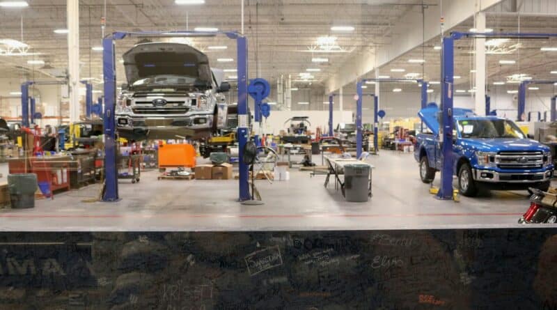 L’impact de la robotique sur les cha&icirc;nes de production dans l’industrie automobile