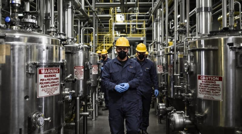 Les PFAS : un nouveau drame sanitaire en perspective dans les usines