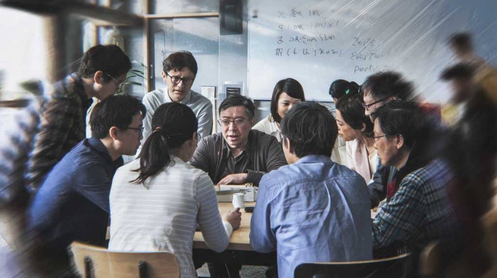 Bl : analyse des communaut&eacute;s en ligne d&eacute;di&eacute;es &agrave; la culture asiatique et leur influence sur les strat&eacute;gies digitales
