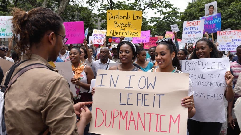 Mobilisation persistante contre la loi Duplomb : entre boycott, alternatives et saisines suite &agrave; une p&eacute;tition record