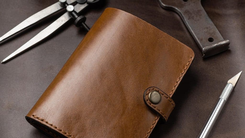 Offrez un cadeau d&rsquo;entreprise en cuir, symbole de prestige et d&rsquo;&eacute;l&eacute;gance