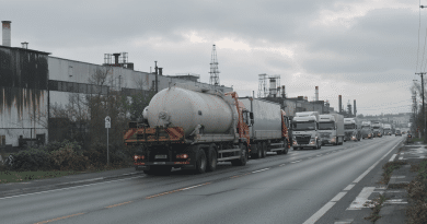 Transition automobile en Europe : des freins lourds qui mettent l’industrie sur une voie p&eacute;rilleuse