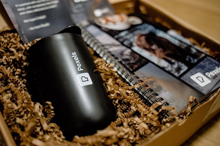 2b6e6a8175472f8c358ec21227928456 2