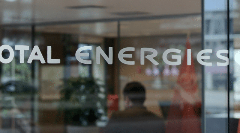 TotalEnergies &eacute;chappe &agrave; la politique d&rsquo;exclusion de la Caisse des D&eacute;p&ocirc;ts