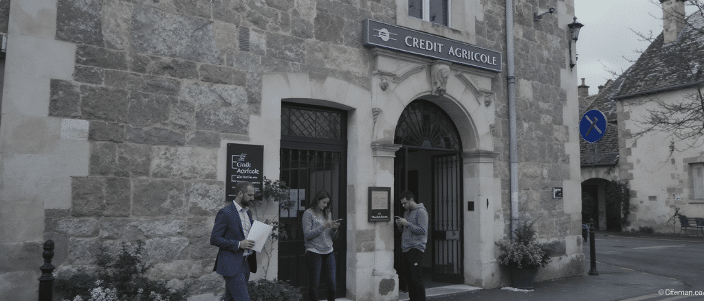 Credit Agricole Touraine Poitou offres bancaires et services financiers pour particuliers et professionnels de la r&eacute;gion