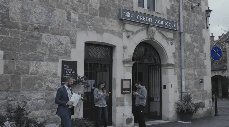 Credit Agricole Touraine Poitou offres bancaires et services financiers pour particuliers et professionnels de la r&eacute;gion
