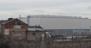 L&rsquo;industrie fran&ccedil;aise r&eacute;invente son paysage : d&eacute;clin des usines au profit des data centers