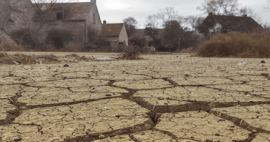 S&eacute;cheresse et retrait-gonflement des argiles : plongez au c&oelig;ur des 10 communes fran&ccedil;aises les plus &agrave; risque d&rsquo;ici 2050