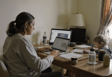 T&eacute;l&eacute;travail, semaine de 4 jours et fermetures d&rsquo;&eacute;coles : comment la crise p&eacute;troli&egrave;re pousse &agrave; adopter la sobri&eacute;t&eacute; &eacute;nerg&eacute;tique