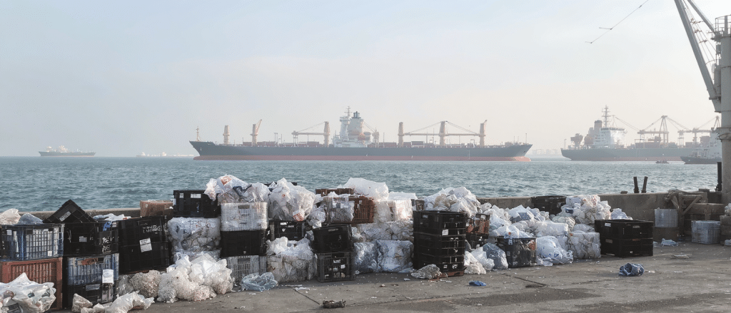D&eacute;troit d’Ormuz : la flamb&eacute;e des prix du plastique propulse le recycl&eacute; sur le devant de la sc&egrave;ne