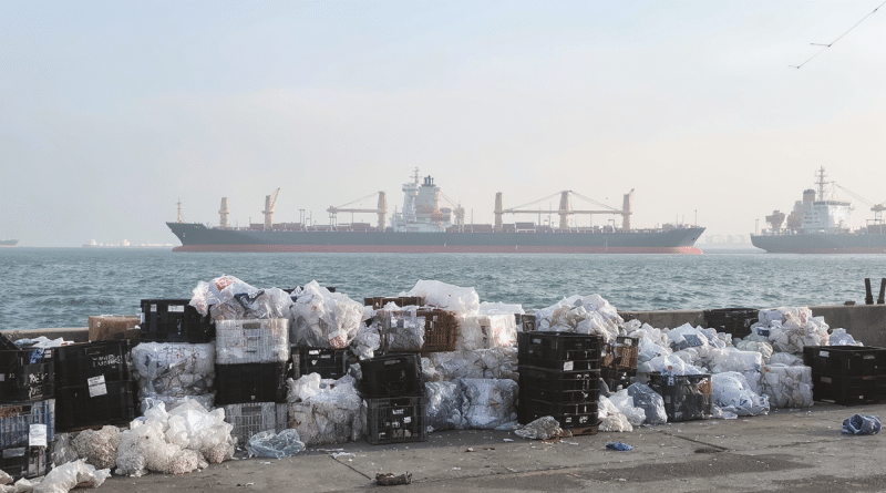 D&eacute;troit d’Ormuz : la flamb&eacute;e des prix du plastique propulse le recycl&eacute; sur le devant de la sc&egrave;ne