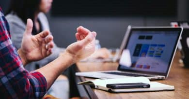 Acquisition B2B : Comment exploiter une liste d’emails d’entreprises performante